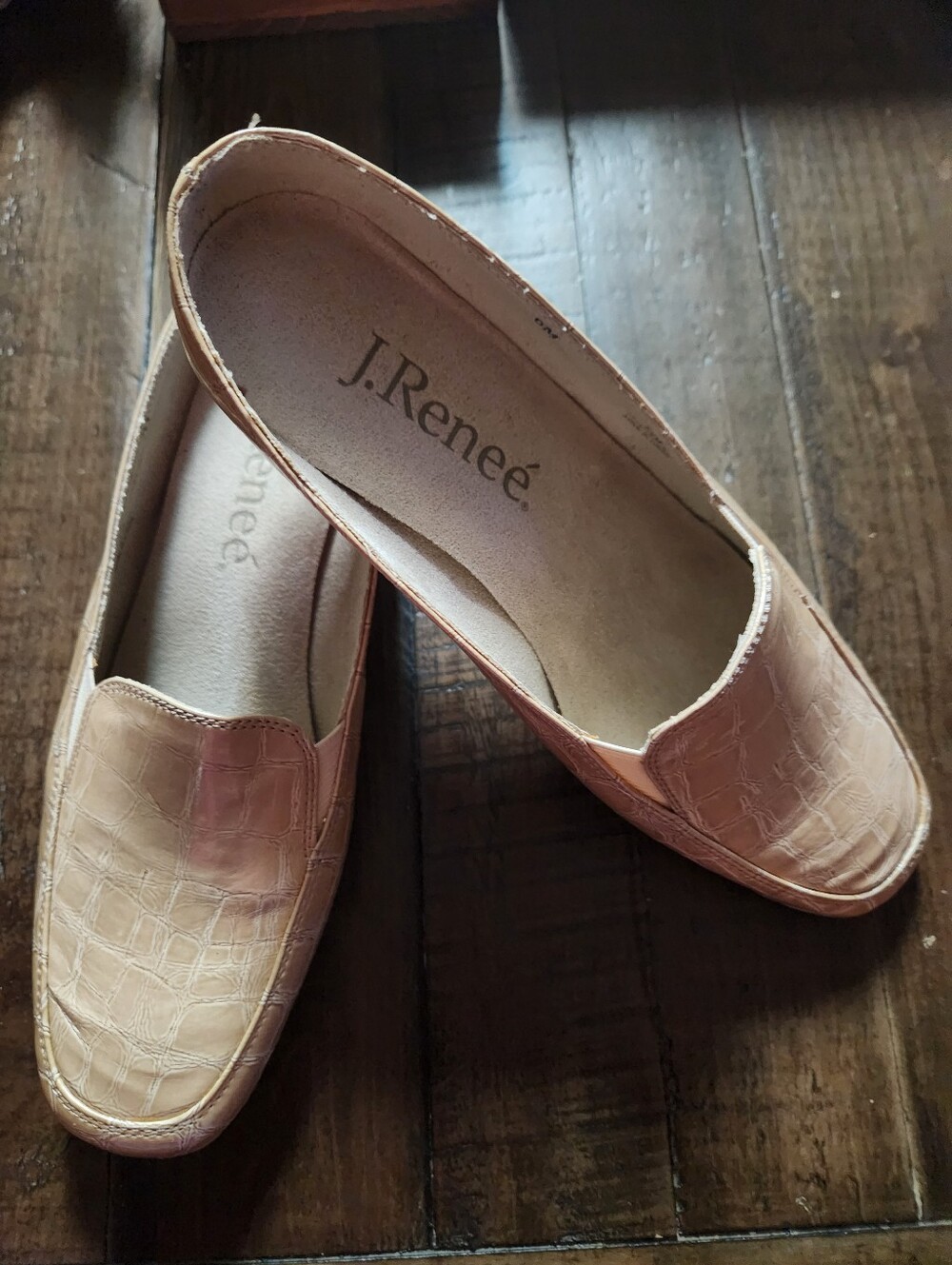 J.Renee Women's Blush Croc-Embossed Loafers